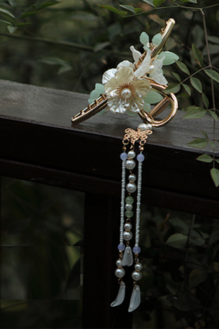 Popular antique style elegant temperament tassel hairpin (Huan Zhu Lei) (size: the length of the clip is about 11*4.5cm, the length of the tassel is about 17cm)