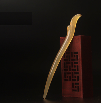 Popular natural horn hairpin with ancient style (medium size) (size: hairpin length 15cm)