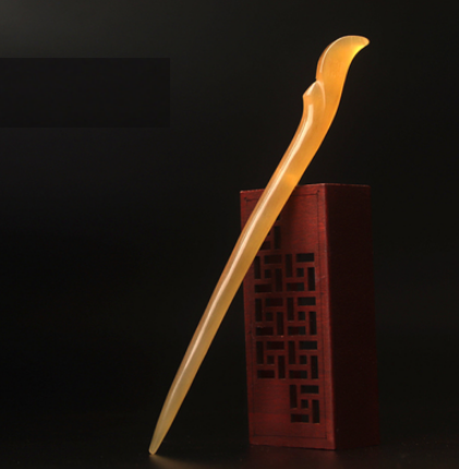 Popular natural horn hairpin with ancient style (long style) (size: hairpin length 19cm)