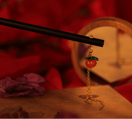 Popular classic and elegant tassel wooden hairpin (candle shadow-tassel style) (size: hairpin length 18cm)