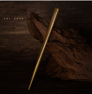 Hot style quaint and simple green sandalwood hairpin for women (straight pin) (size: 17.4cm)