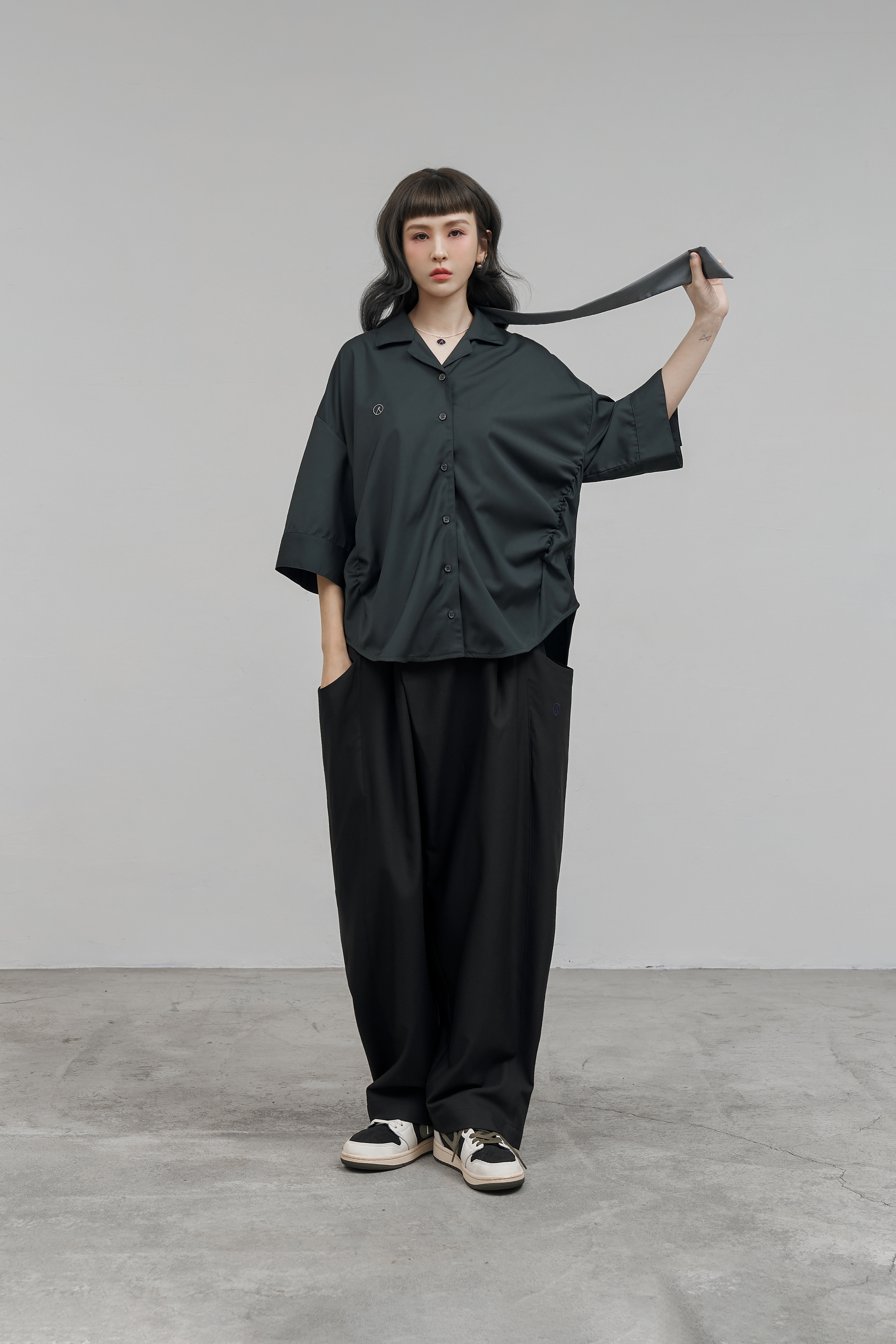 Oversized Utility Pocket Trousers｜Black