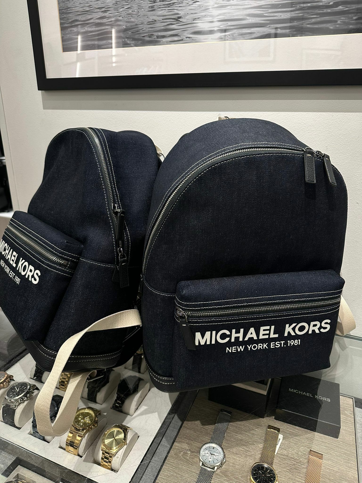 【預訂】Michael Kors F082693 牛仔大背包