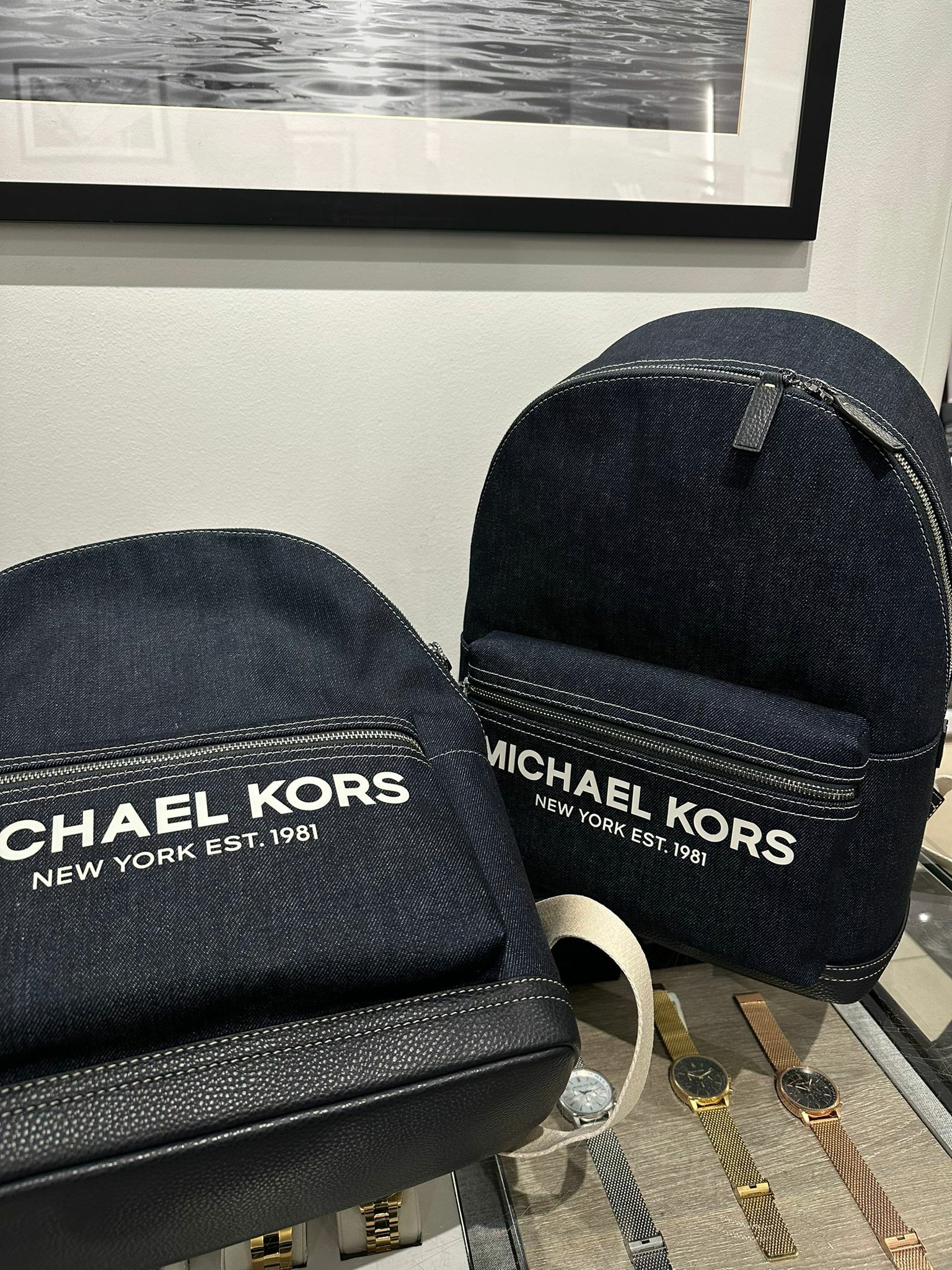 【預訂】Michael Kors F082693 牛仔大背包