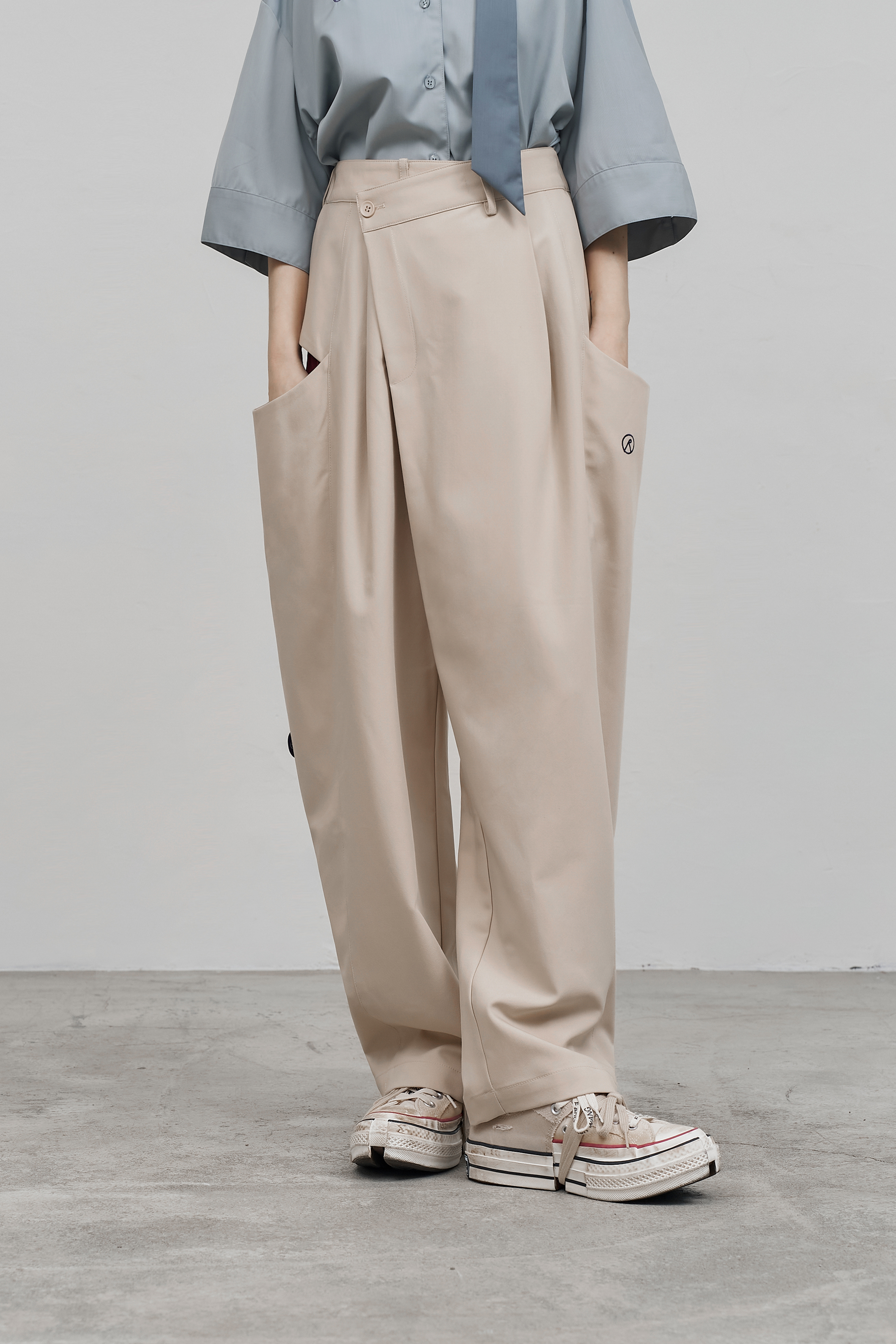 Oversized Utility Pocket Trousers｜Beige