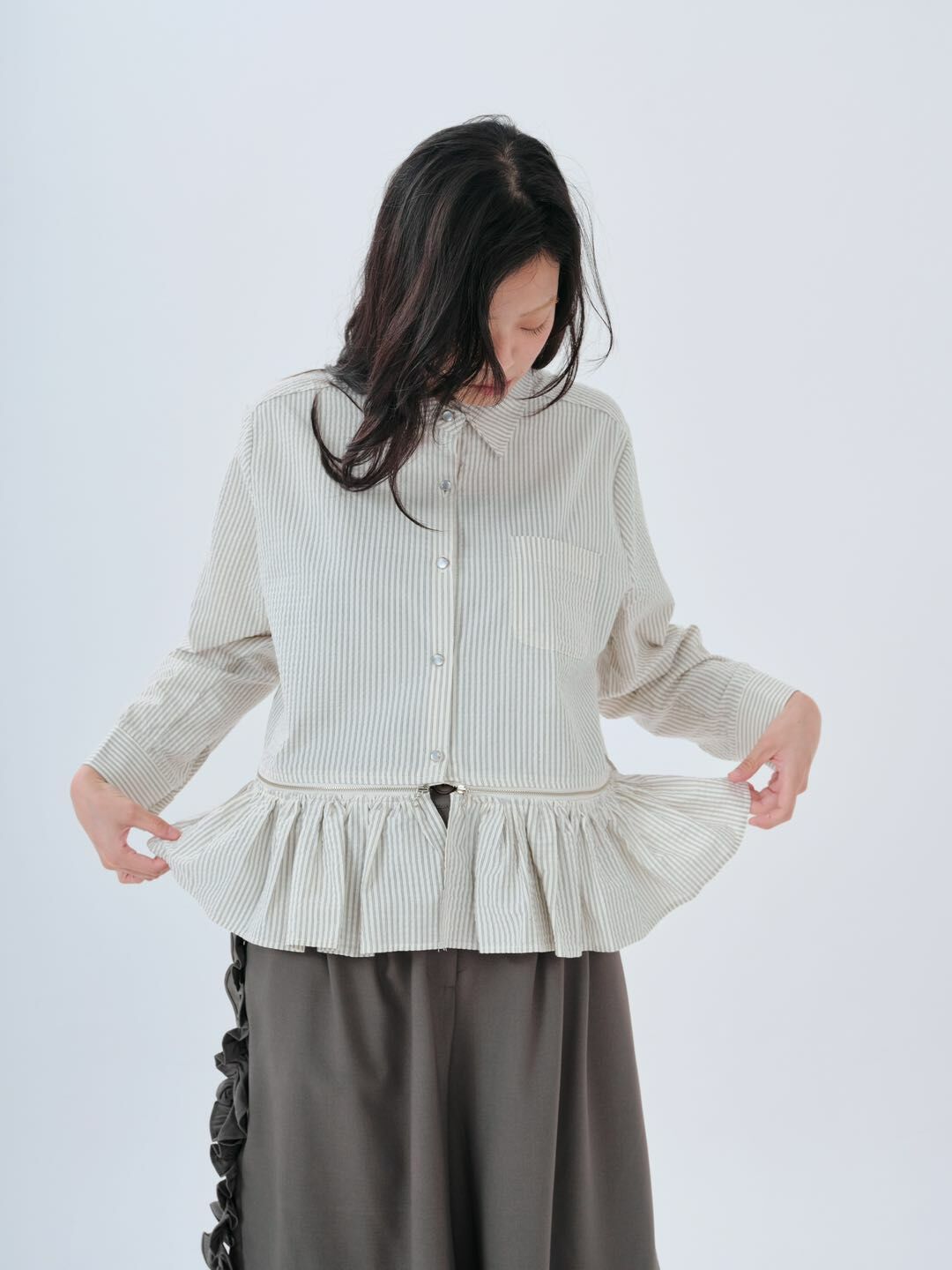 預購 - KR 2Way可拆ruffle條子Shirt Top