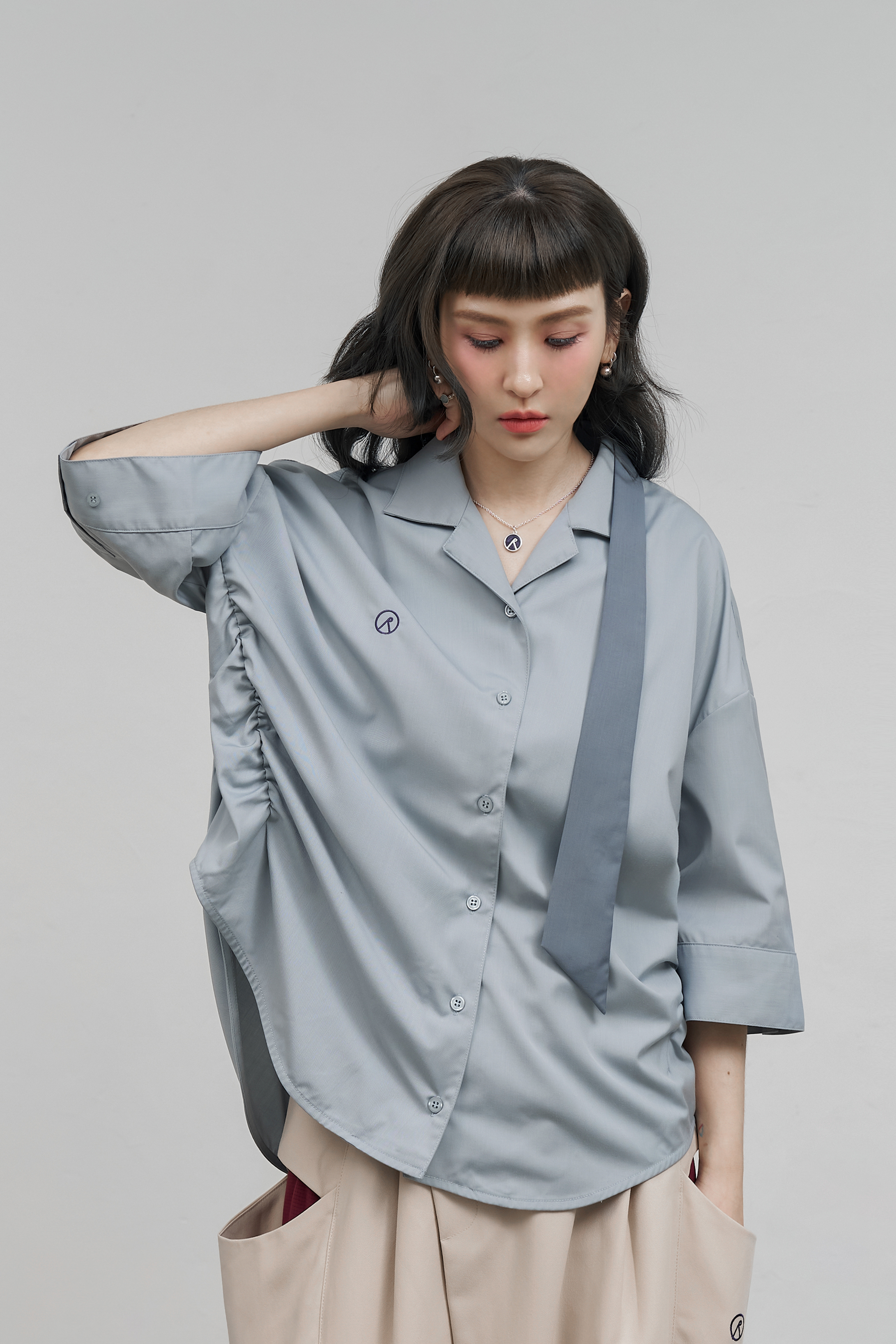 Smart Casual Ruched Shirt｜Light Gray