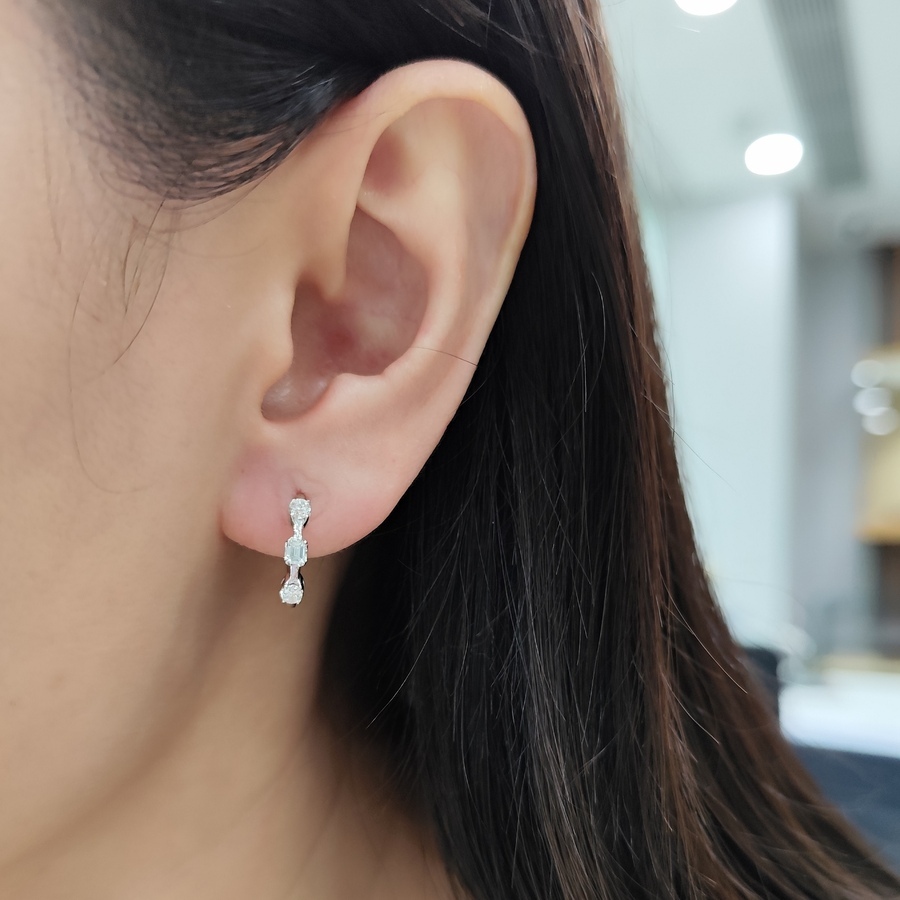 18K白金鑽石圈耳環