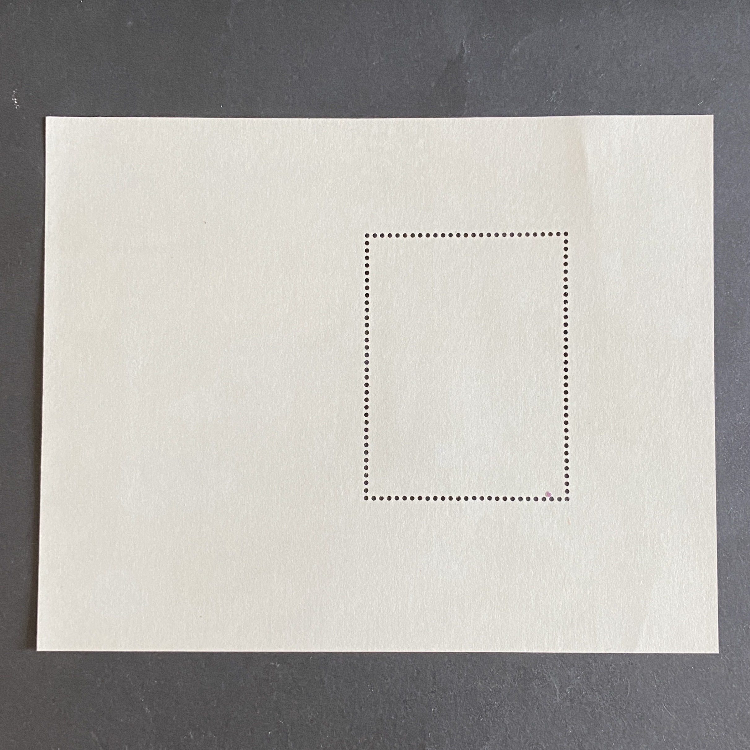 1988 Uganda Republic Disney Christmas Santa's Helper Stamp Miniature Sheet