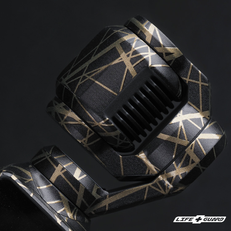 DJI Osmo Pocket 3 貼膜質感特寫，LIFE+GUARD 設計風格