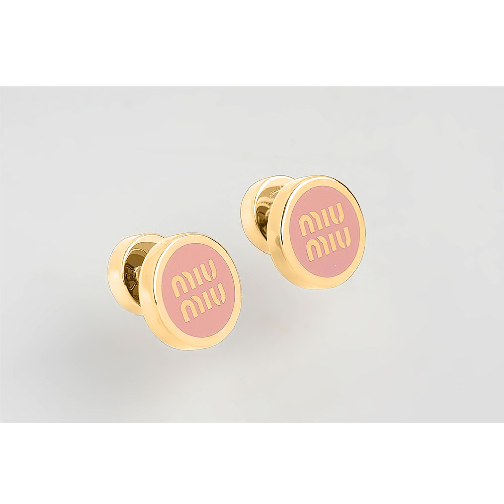 【MIU MIU】Logo 標誌琺瑯及金屬針式耳環(蘭花粉) 5JO912 2F6T F0615