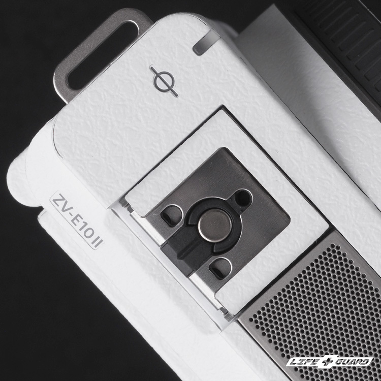 LIFE+GUARD 貼膜細節圖，LIFE+GUARD 專機專屬設計開版