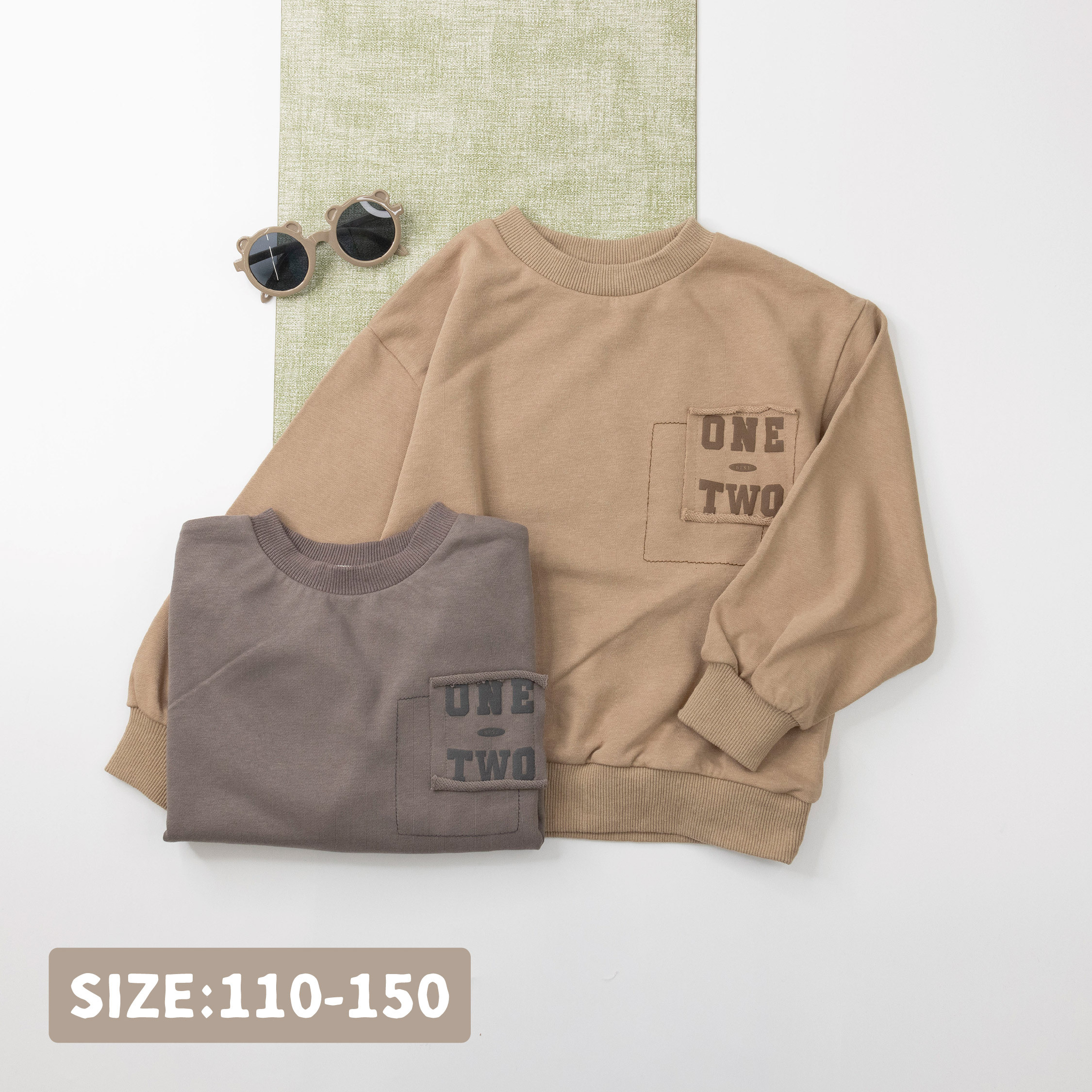 【H35762】ONE.TWO補丁造型設計上衣＊二色