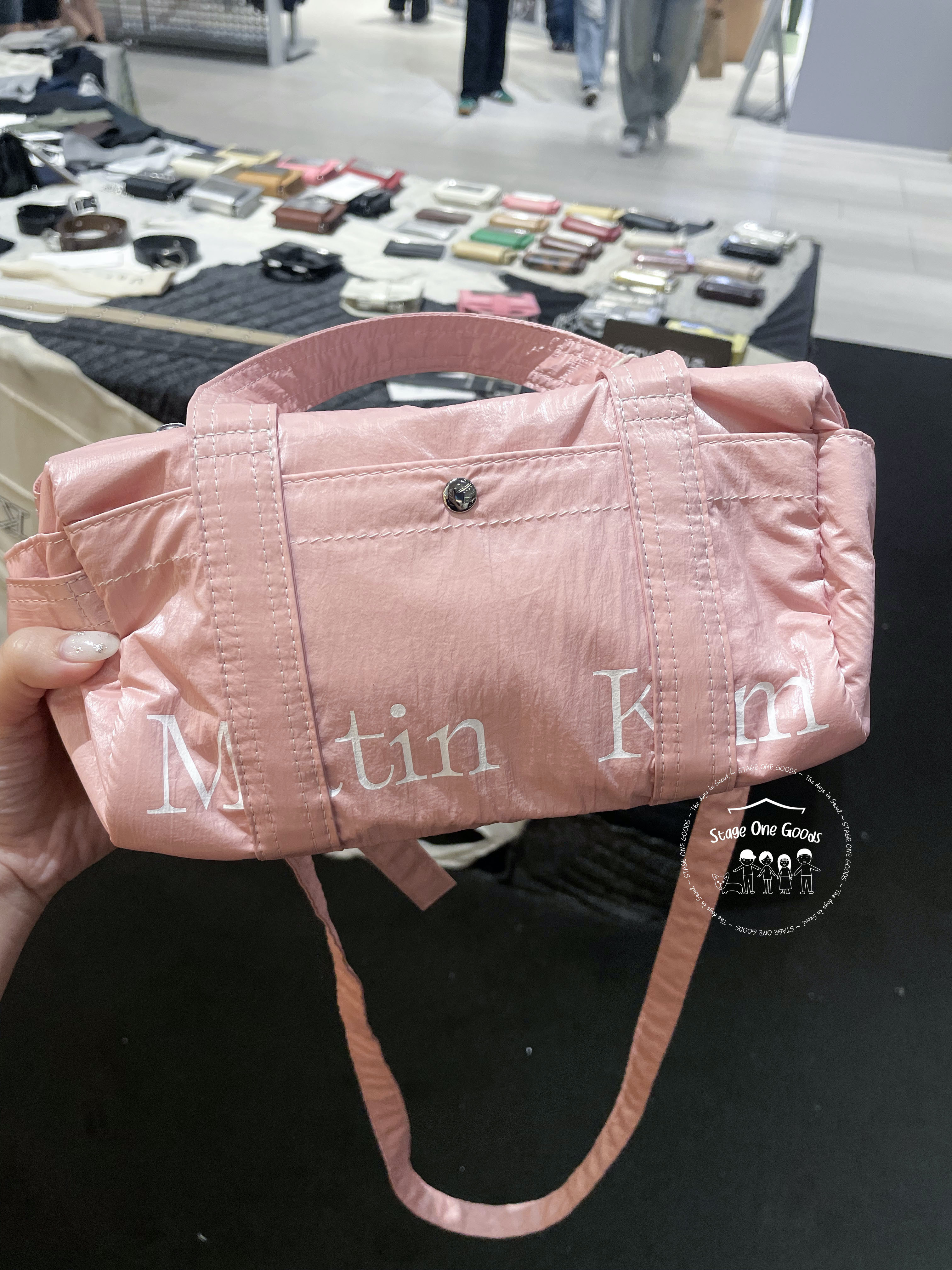 ☆MATIN KIM☆Glossy Logo Sporty Duffel Bag ボストンバッグ