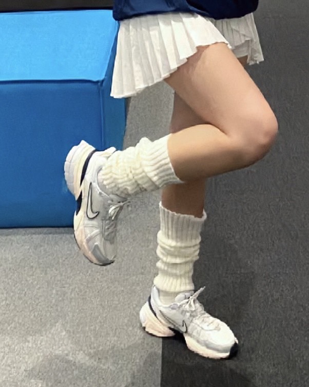 NIKE V2K RUN METALLIC SILVER 粉色天空