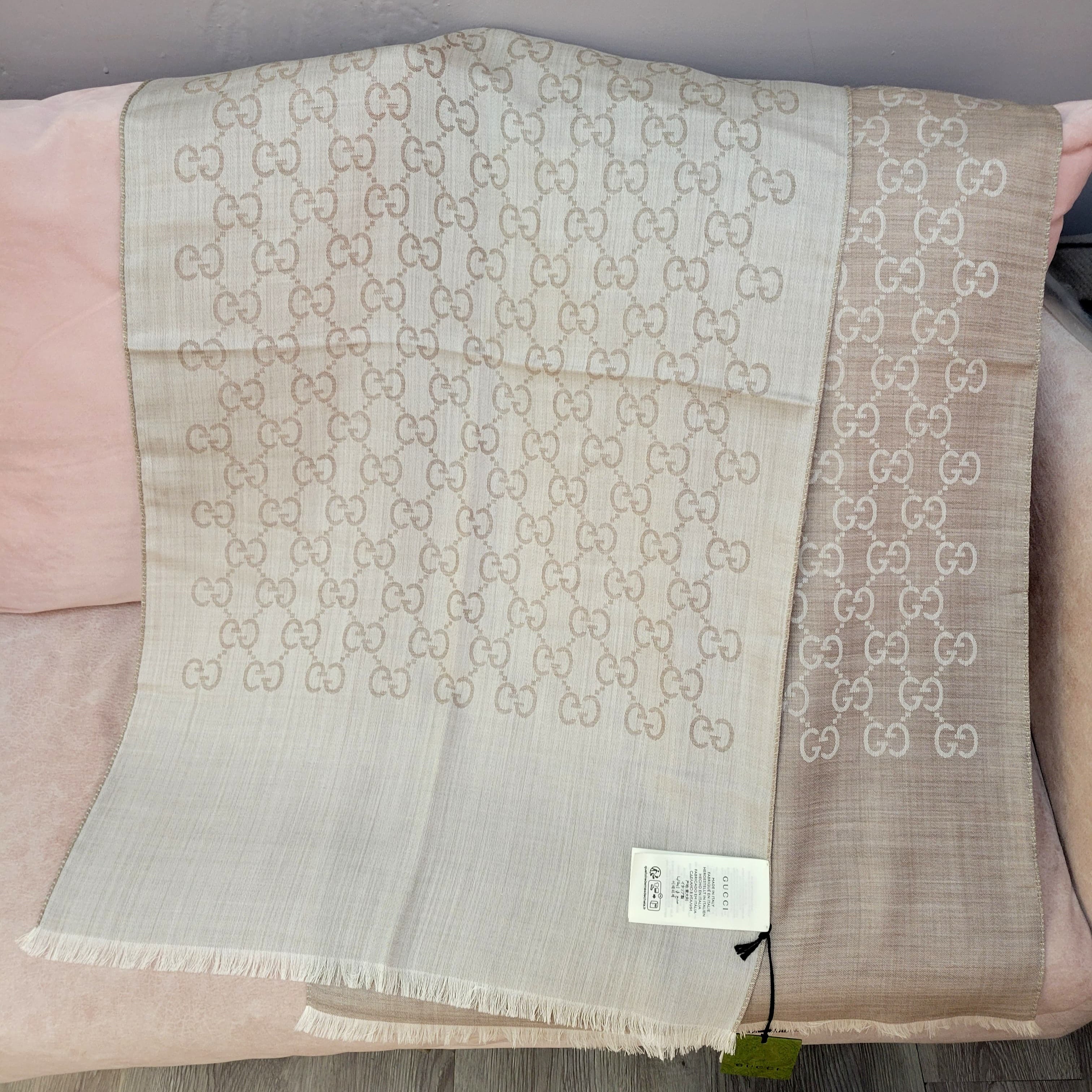 GUCCI SCARF 165904 45X180 BEIGE G006