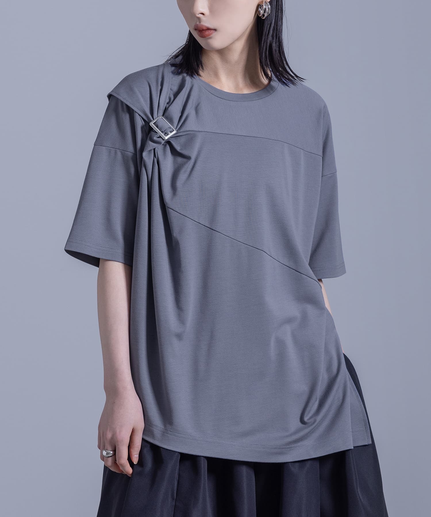 預購 - JP 扭曲不對稱Tee