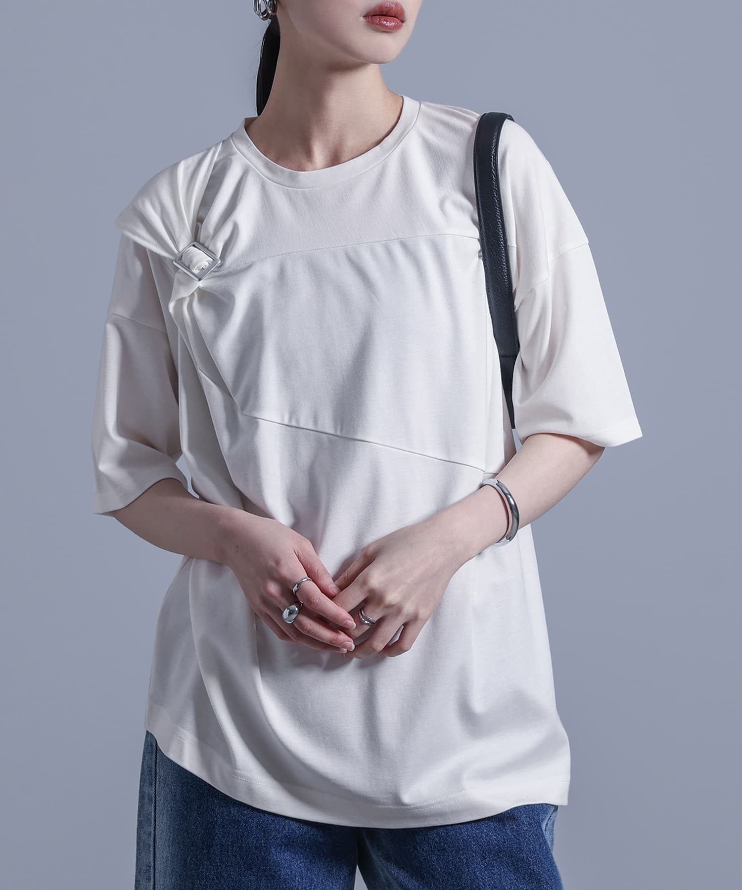 預購 - JP 扭曲不對稱Tee