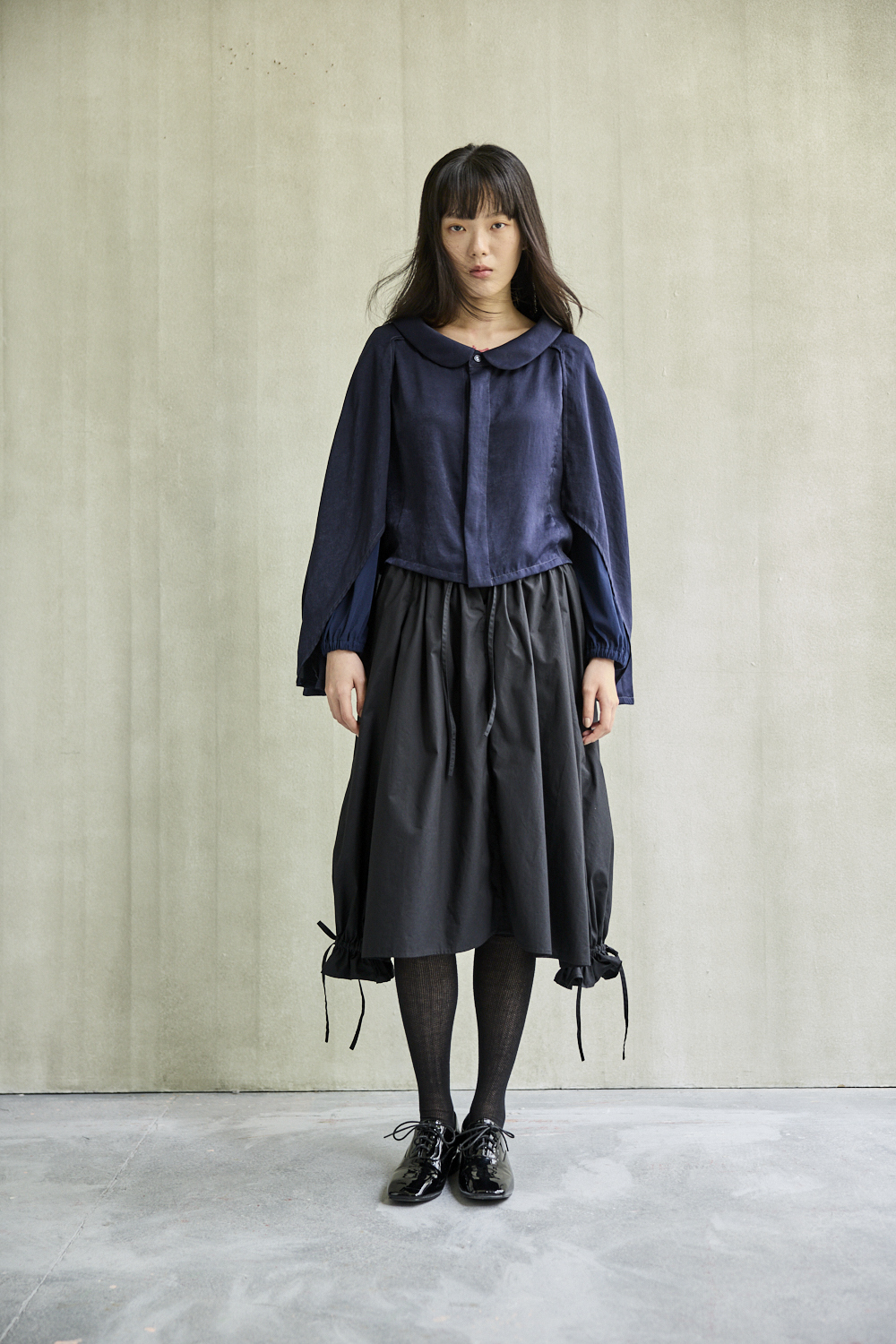 一字領披肩襯衫