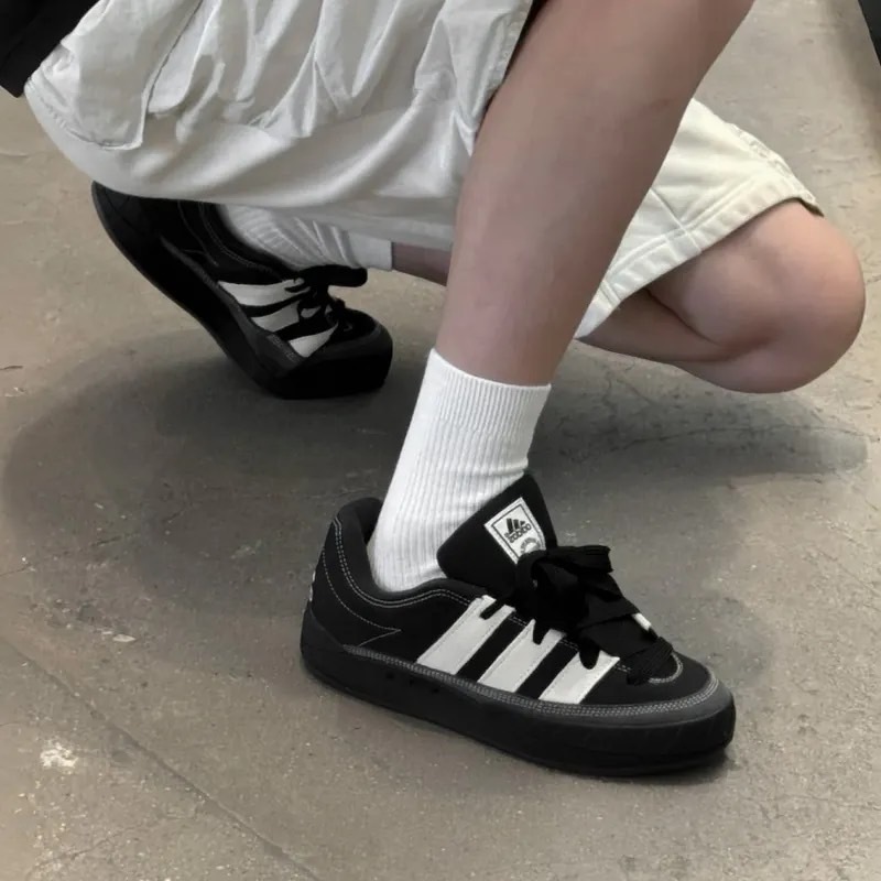 ADIDAS ADIMATIC 鯊魚麵包鞋OREO 黑米米灰 ID3938
