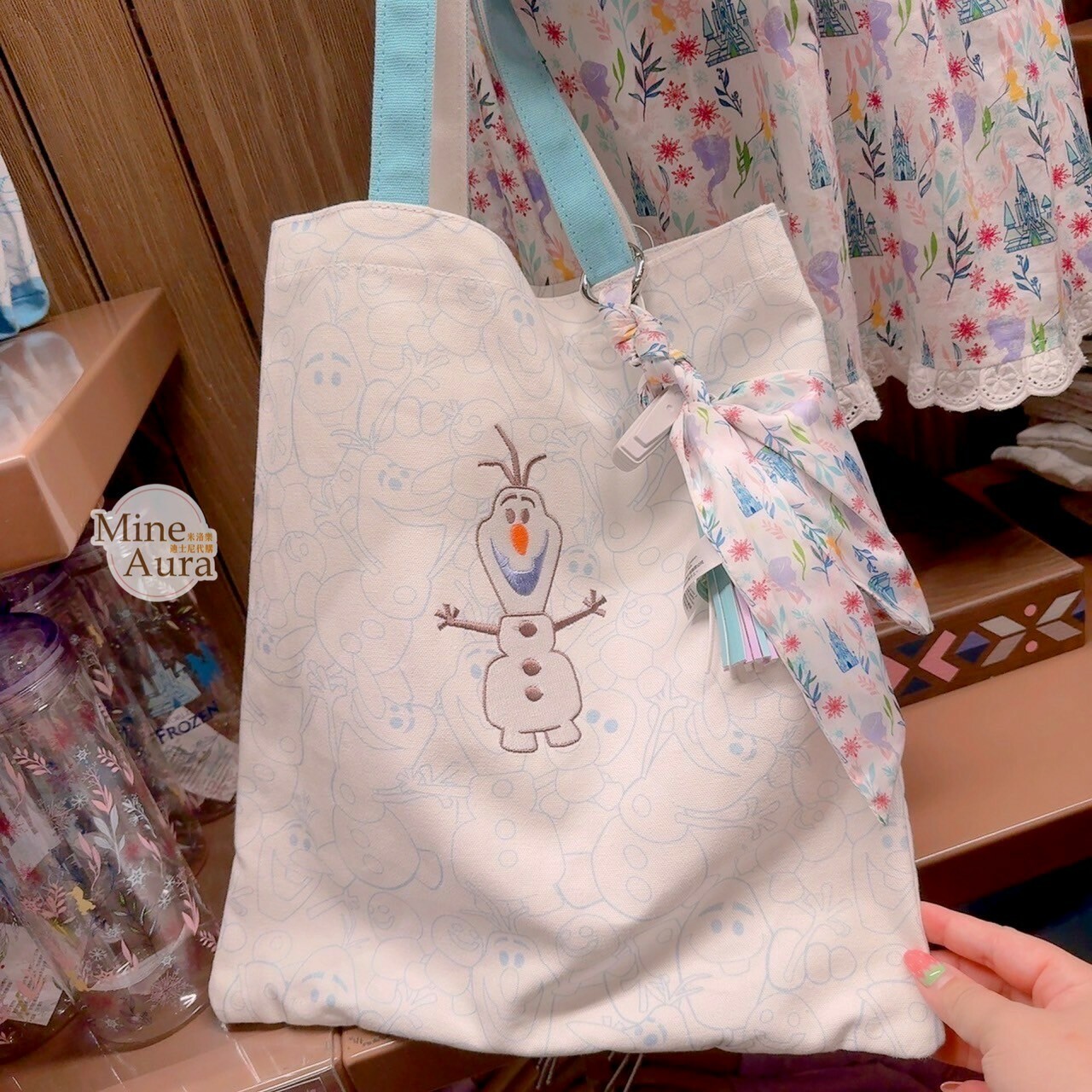 World of Frozen 限定 雪寶 Olaf 滿版 圖案 手提袋 手提包 冰雪奇緣 Frozen (無吊飾) -香港迪士尼樂園