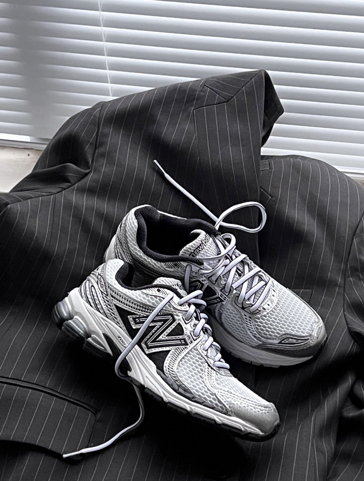 New Balance NB 860 銀灰色 白銀色 復古 慢跑鞋 老爹鞋 ML860XD/預購