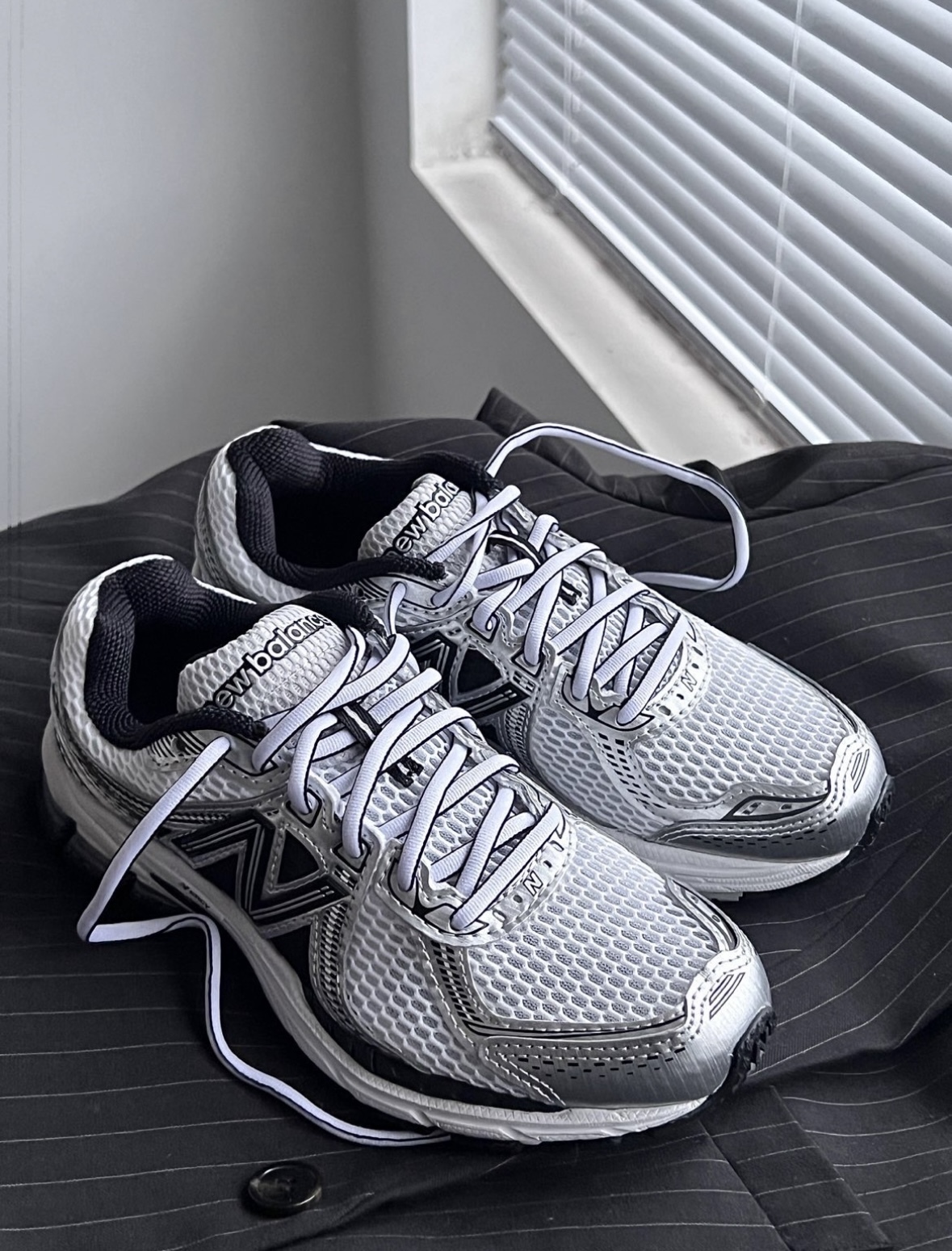 New Balance NB 860 銀灰色 白銀色 復古 慢跑鞋 老爹鞋 ML860XD/預購