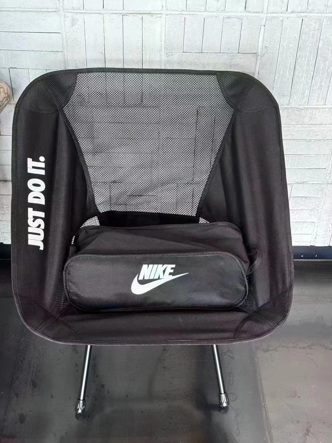 國外限定 預購NIKE JUST DO IT  露營摺凳