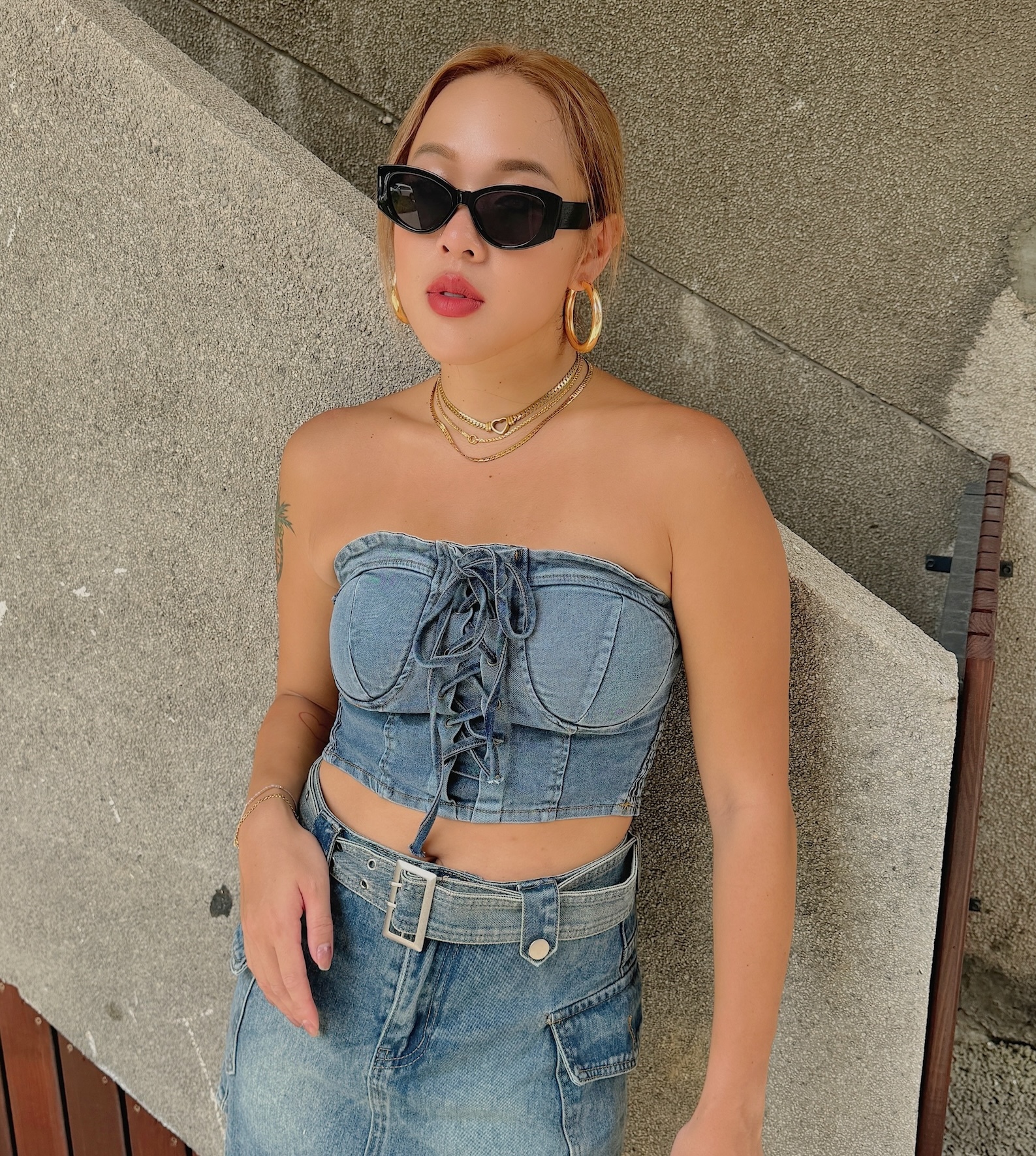 復古辣牛仔平口Bratop