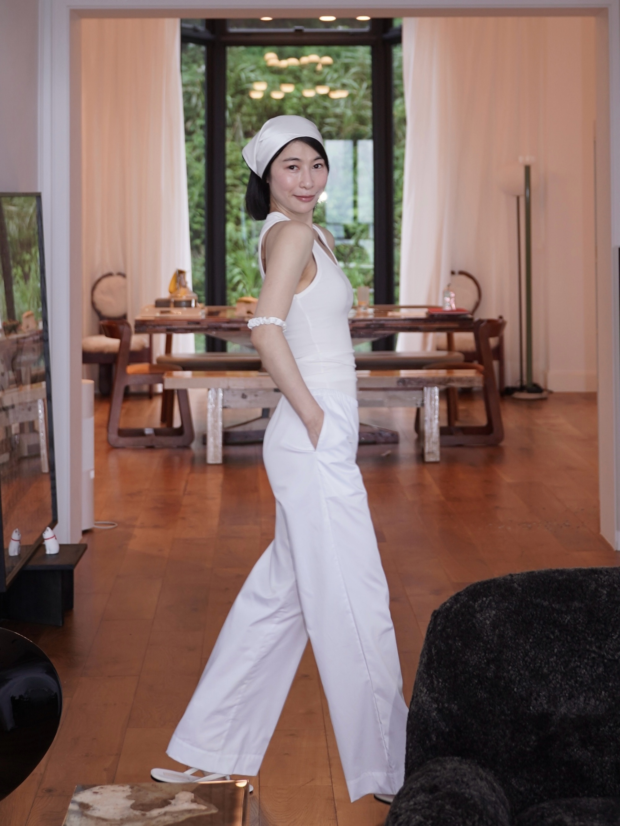 HANAA新款白色純棉鬆緊帶寬鬆簡約款直筒休閒褲