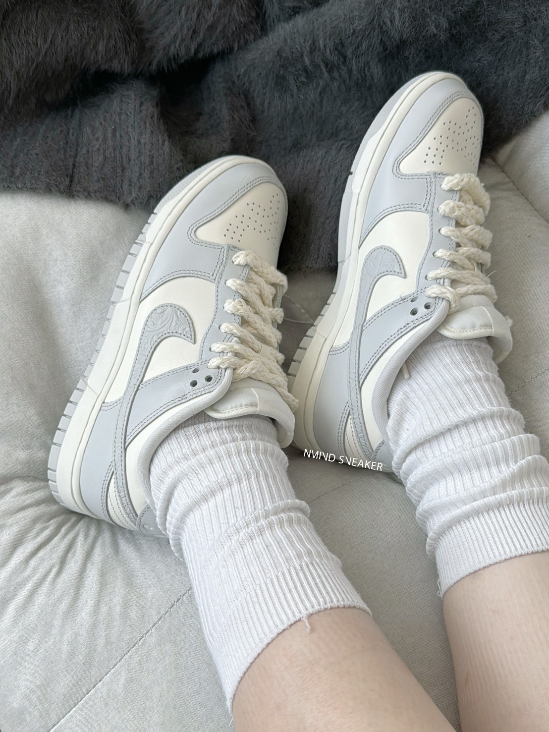 Nike Dunk Low Needlework Sail Aura (W) 浮雕骨白