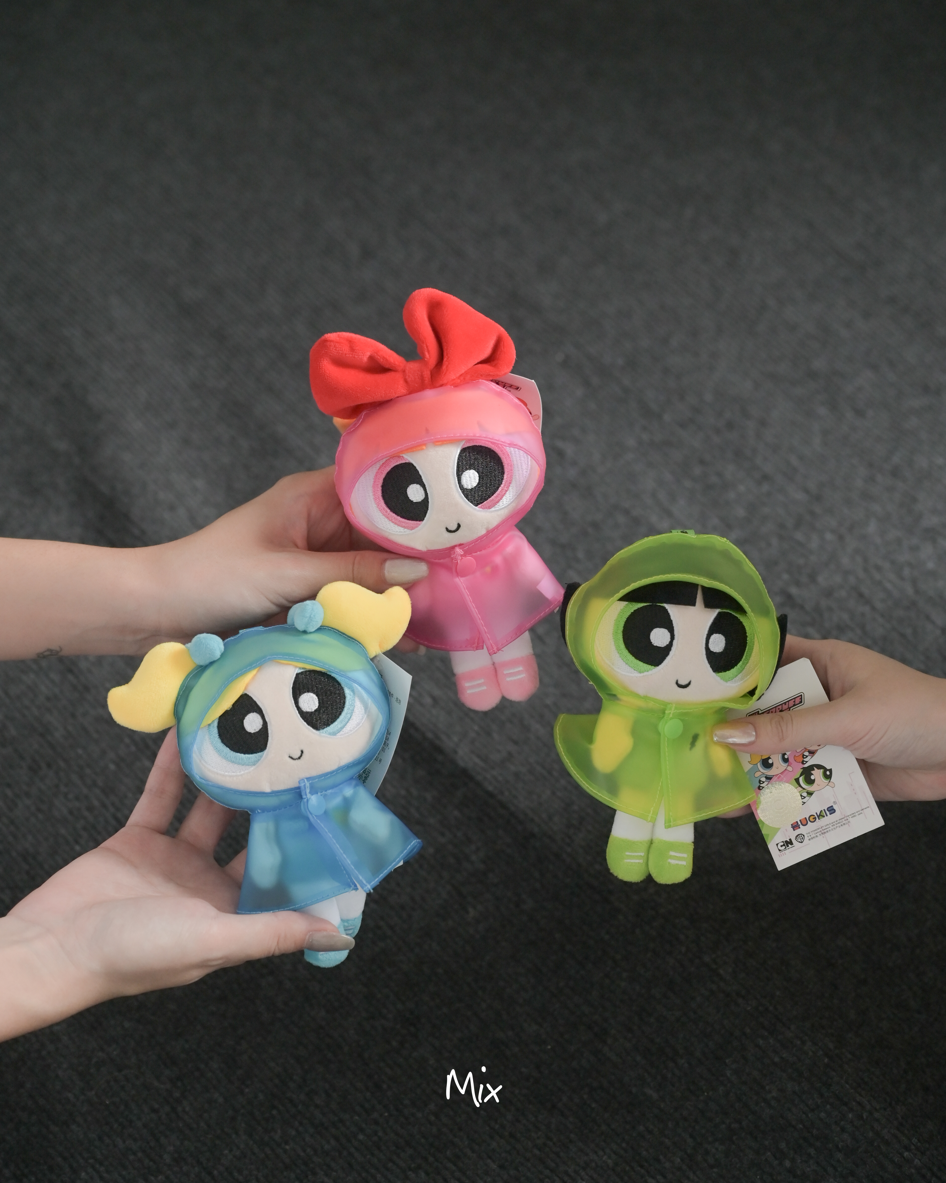 iSNEAKERS｜飛天小女警雨衣、愛心天使系列吊飾娃娃