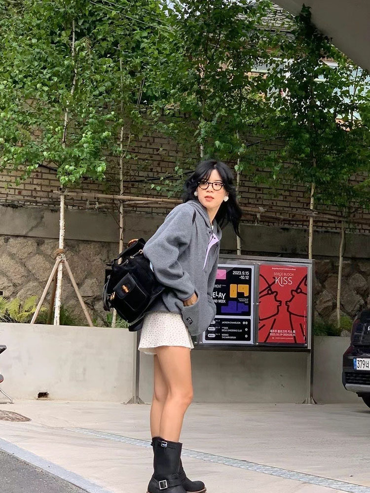 modest mood 🇰🇷 - 抓毛絨連帽拼色衛衣