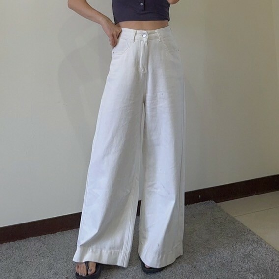 人人必備顯瘦高腰牛仔寬褲（現貨）