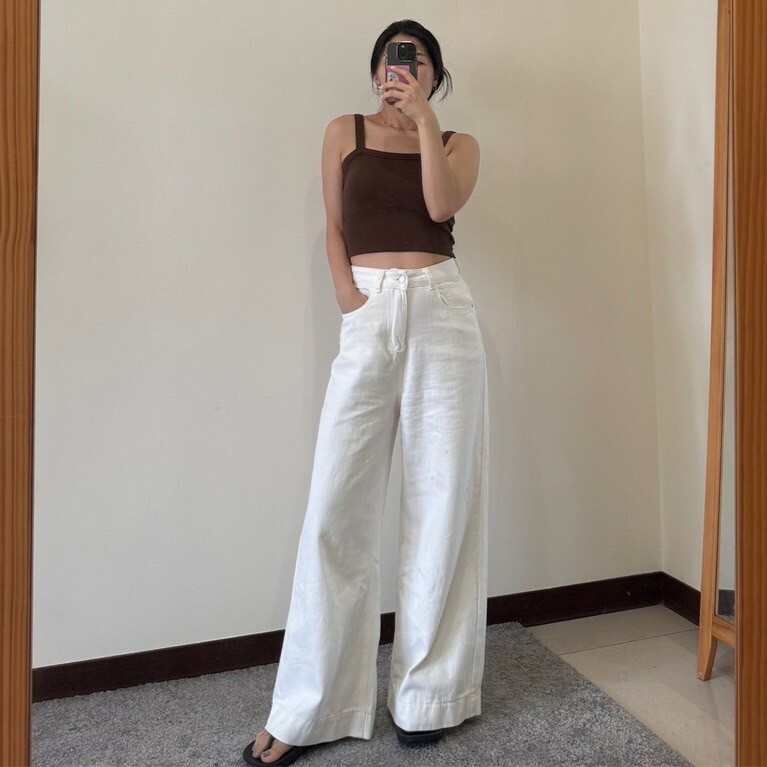 人人必備顯瘦高腰牛仔寬褲（現貨）