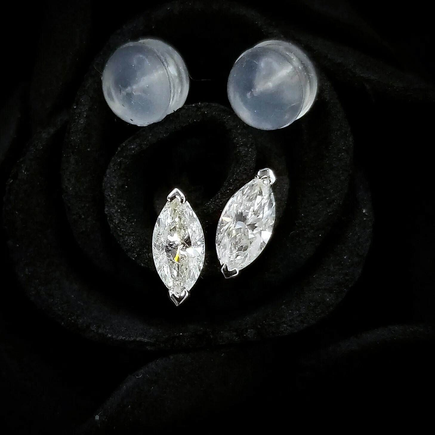 全新18K白金【主石53份欖尖形鑽石】耳環