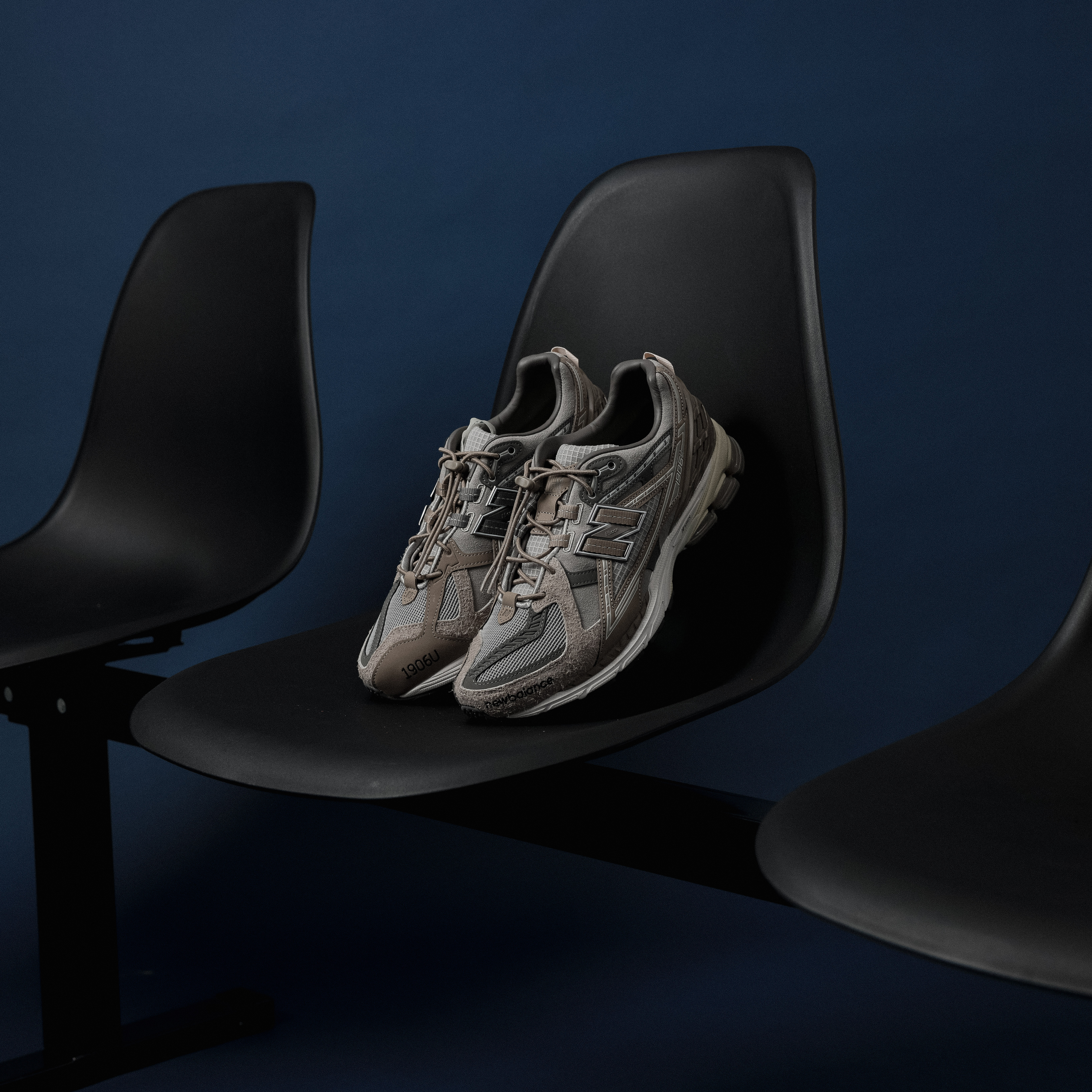 -(C1b)-NEW BALANCE X N.HOOLYWOOD X INVINCIBLE 1906U "GREY TITAN"-M1906NIH