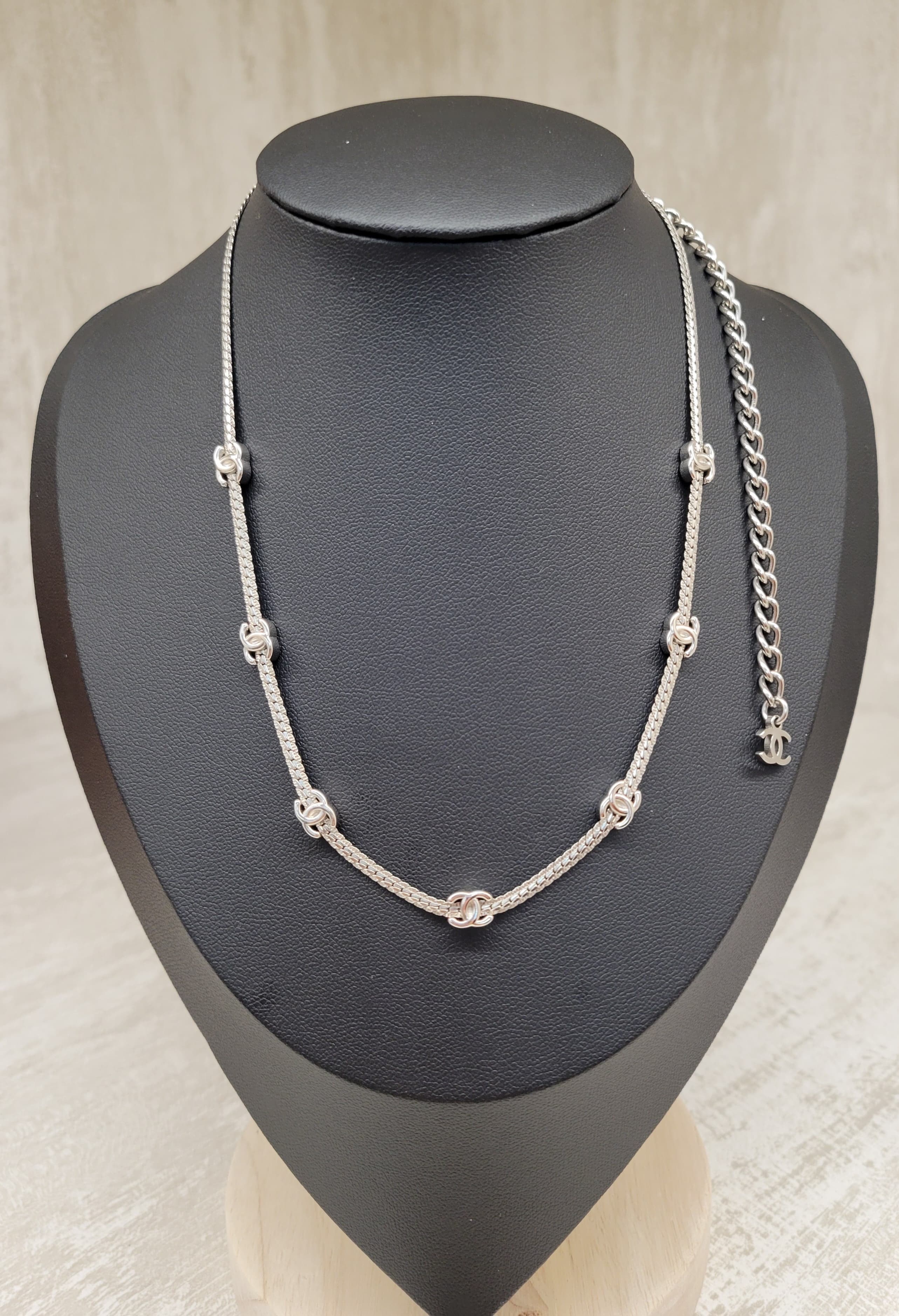 CHANEL ABE254 CHOCKER SILVER 7 LOGO  38cm+14cm 7花 銀色  頸鍊 短項鍊