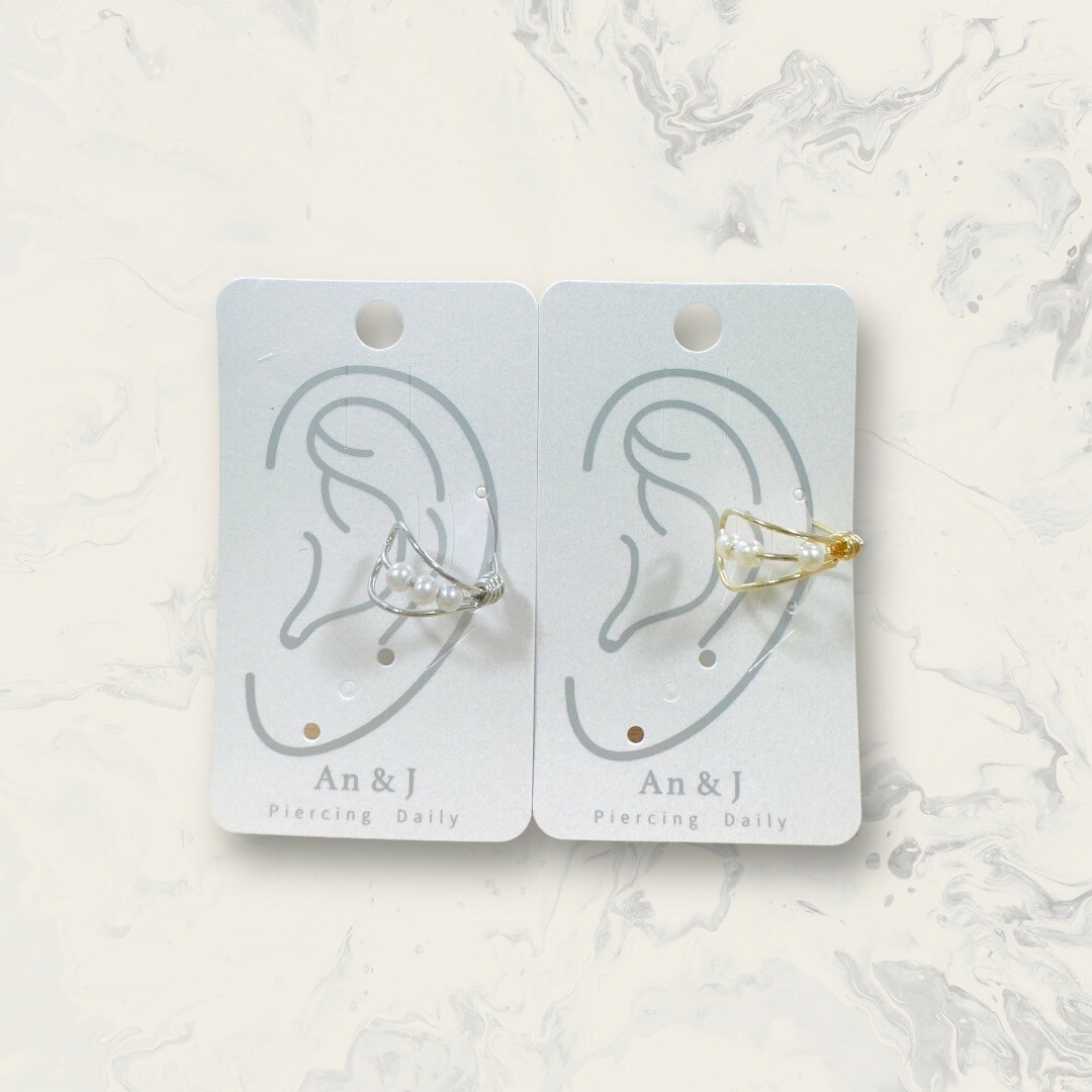 韓國直送耳骨夾 水滴框中穿三珍珠