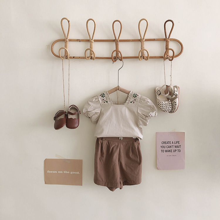 氣質澎澎繡花上衣