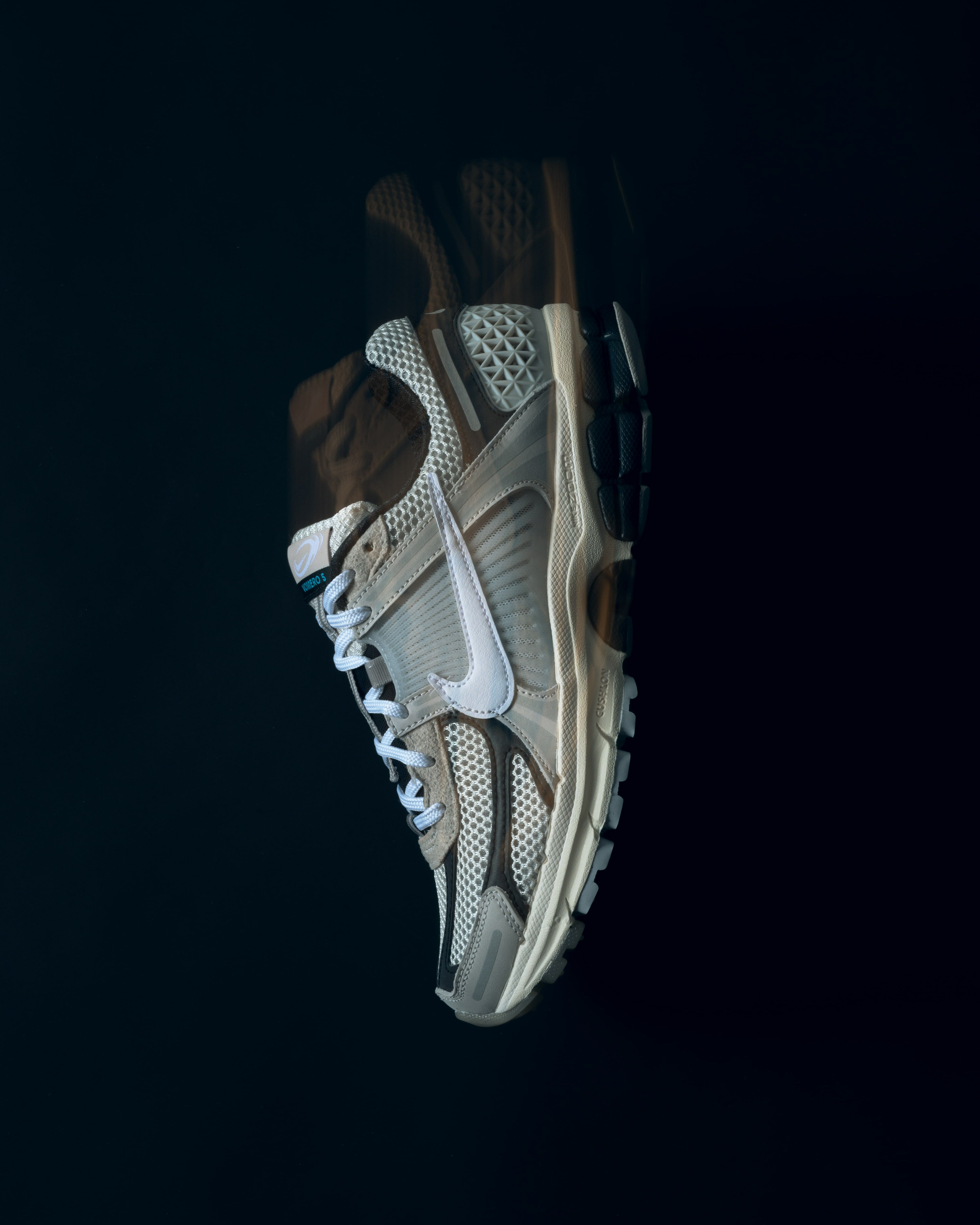 [現貨] Nike Zoom Vomero 5 Supersonic | FN7649-110