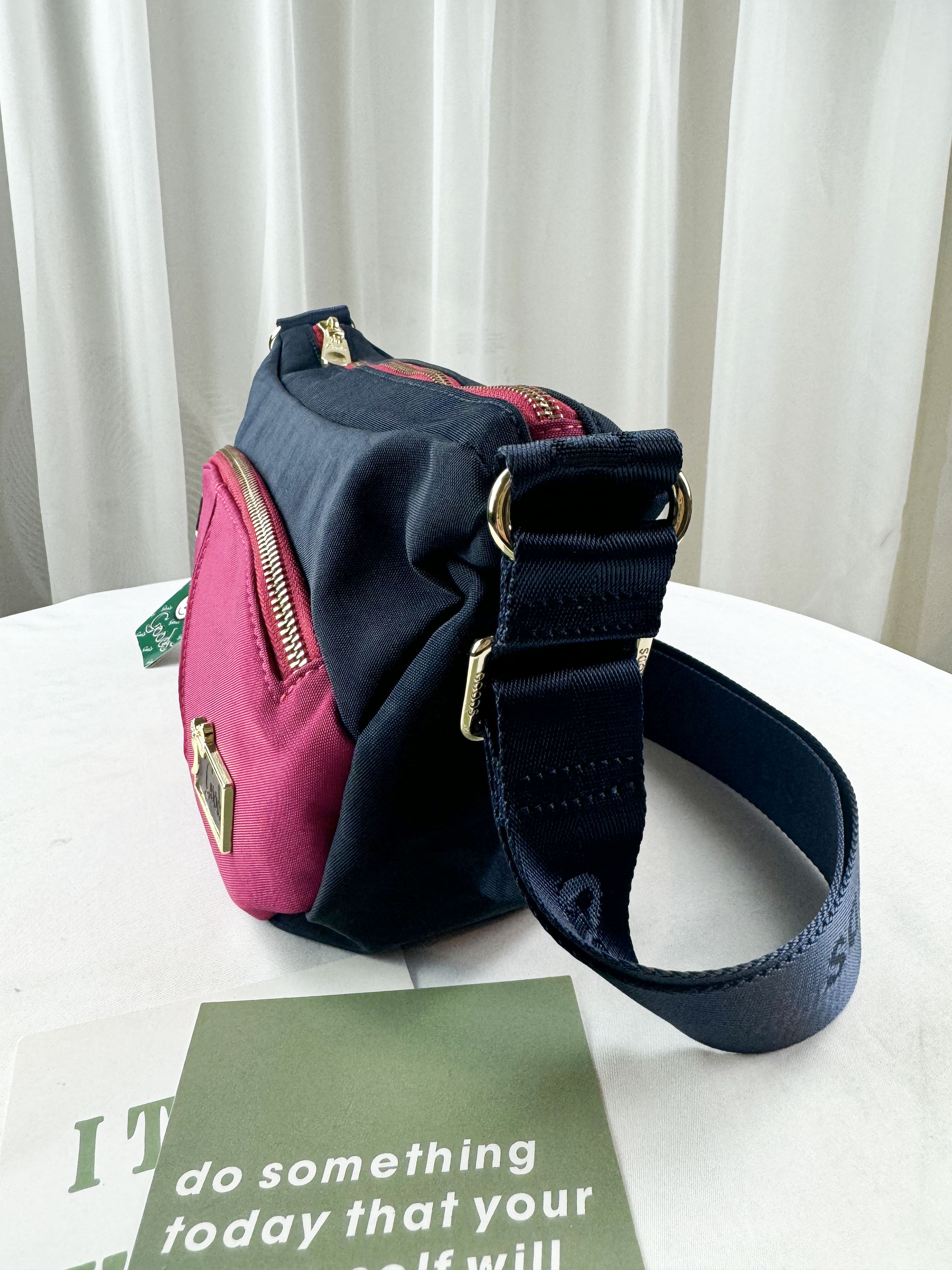 GOODS 藍桃拼色 肯尼布拼接真皮防潑水側背包 #2542