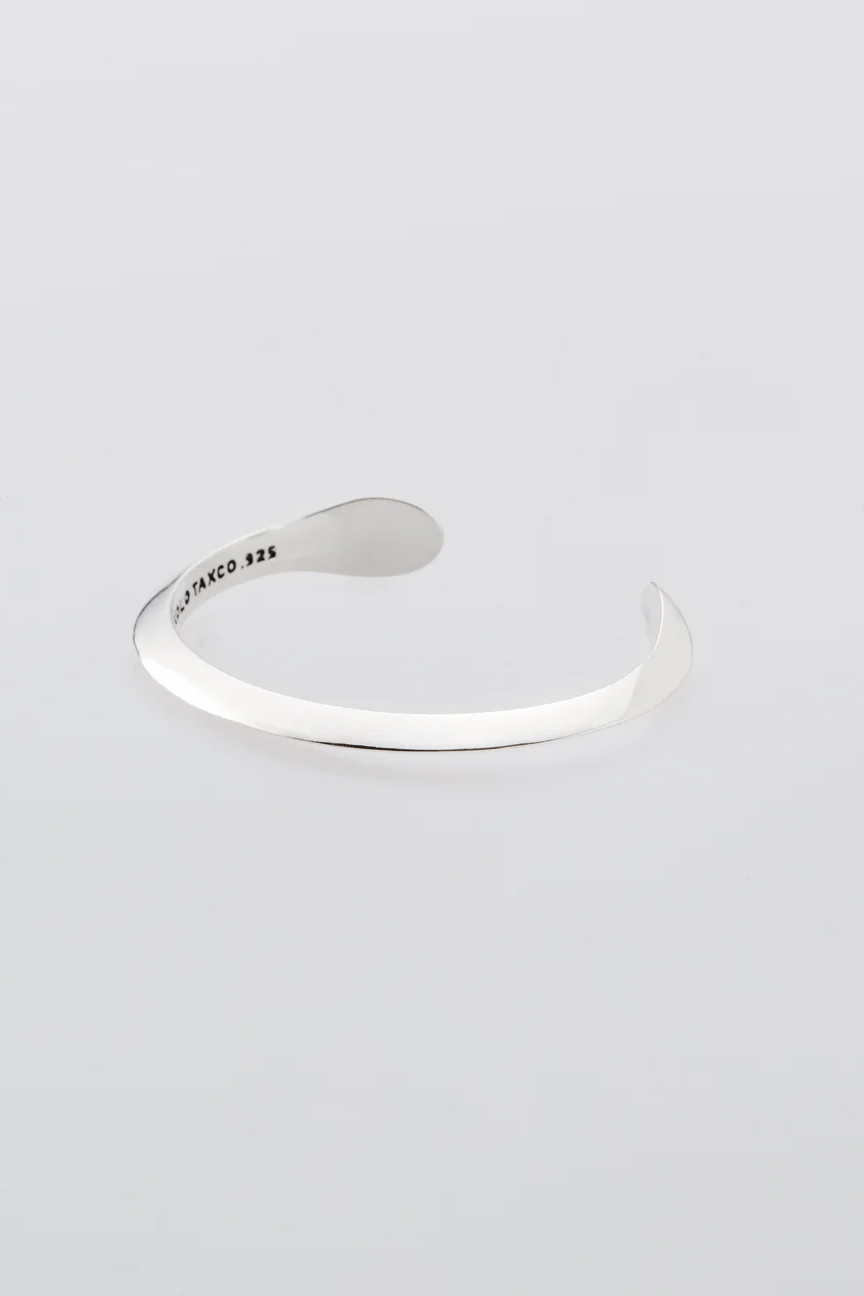XOLO JEWELRY TRIANGLE BANGLE - WIDE