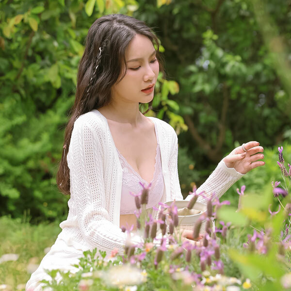 Moon Goddess worship (B/C/D/E/F Cup)