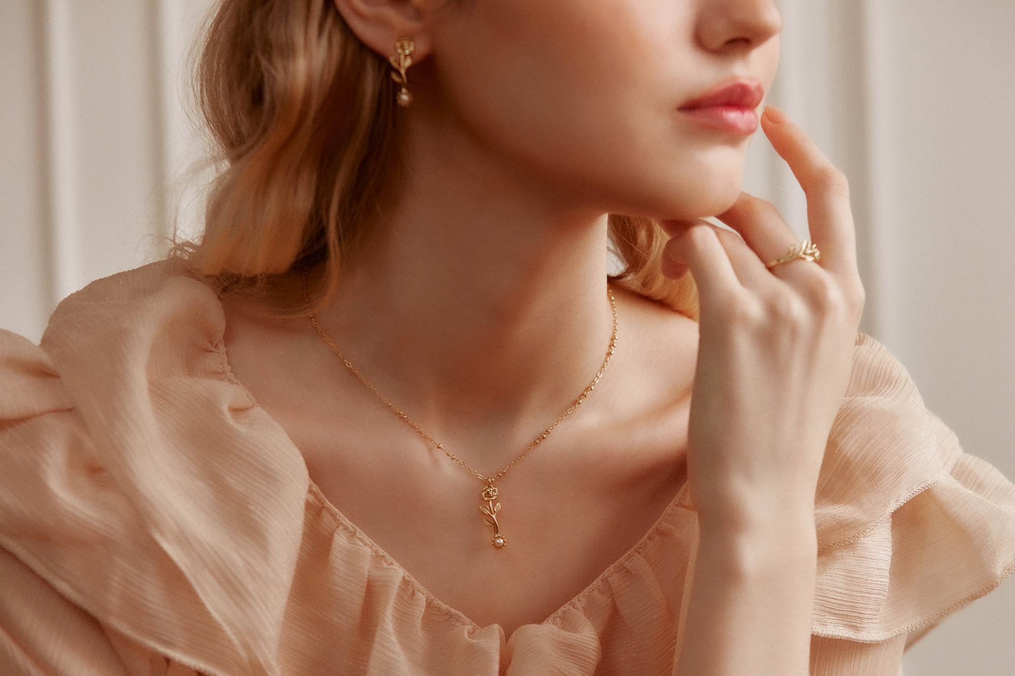 18KGP 花影浮光項鍊