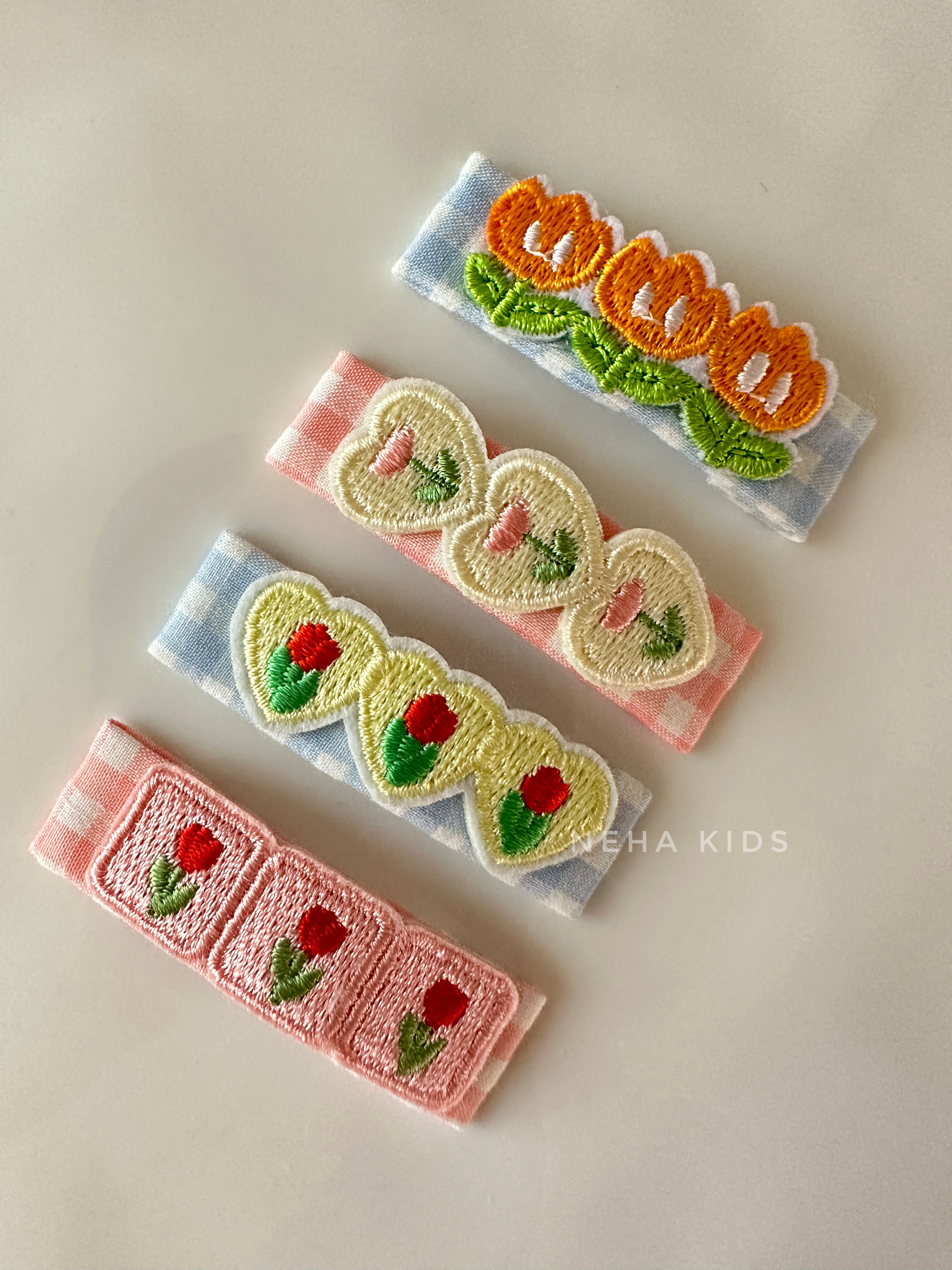 【現貨】韓製 ♥ 刺繡花朵幼童髮夾(四款)/入