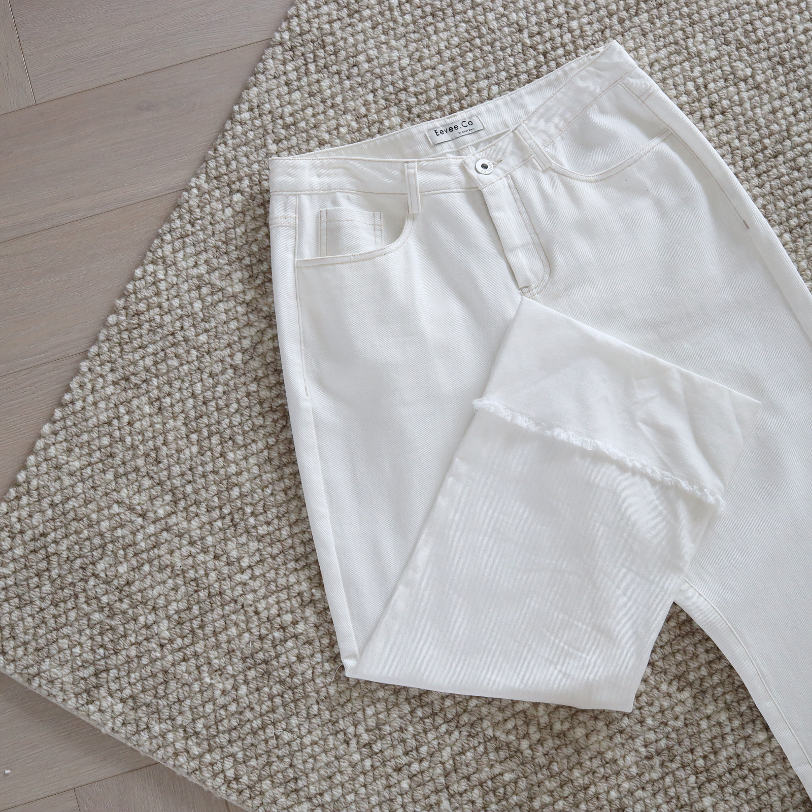 現貨 7073 白色洗水摺腳牛仔褲