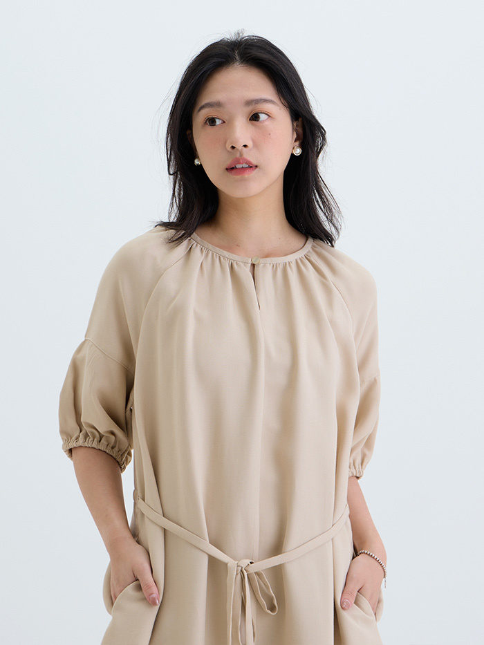 永恆圓領抽皺綁帶長洋裝-稻