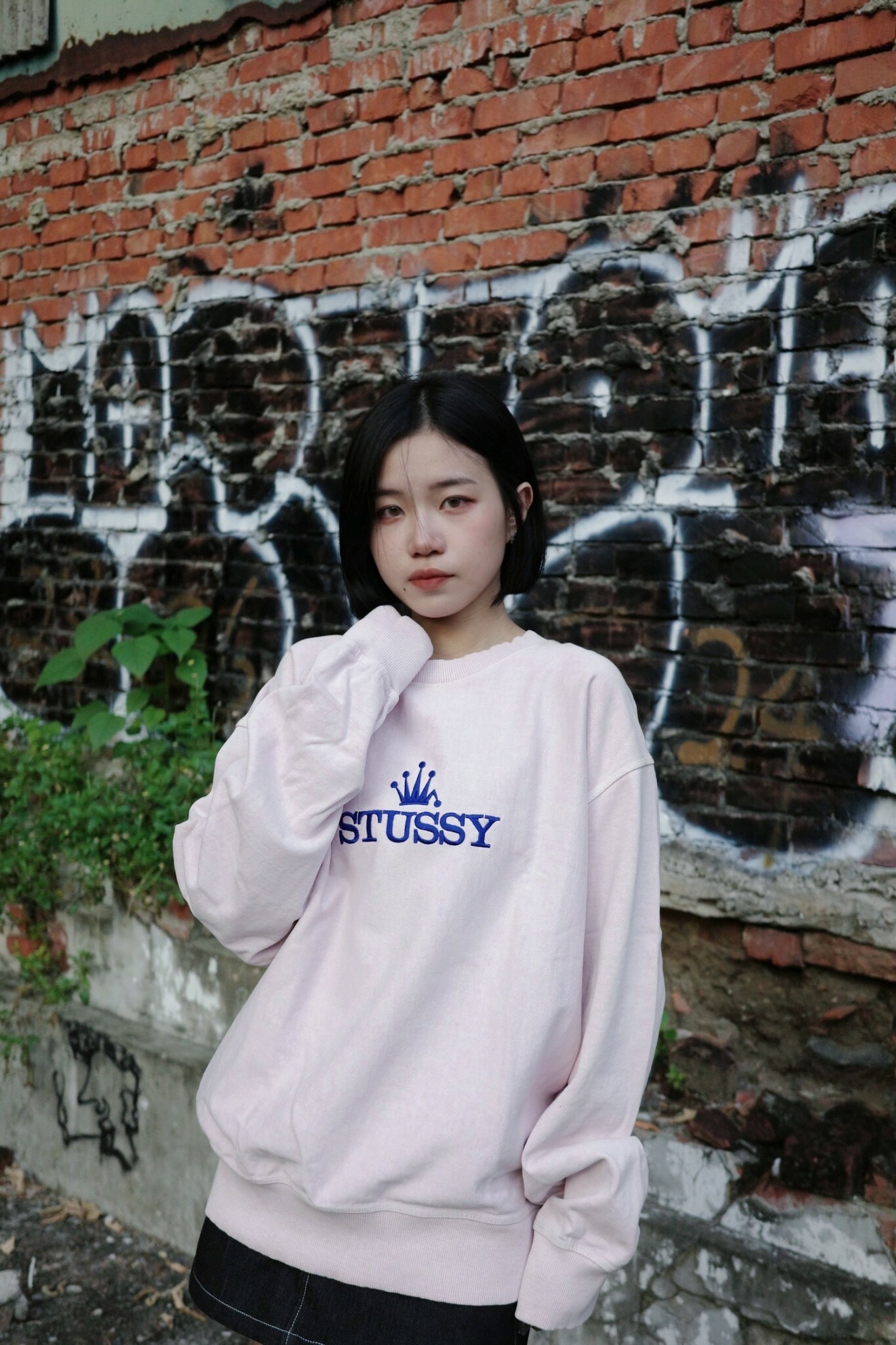 Stussy Glamour Pig . Dyed Crew 胸前皇冠字體大學T (1914889)