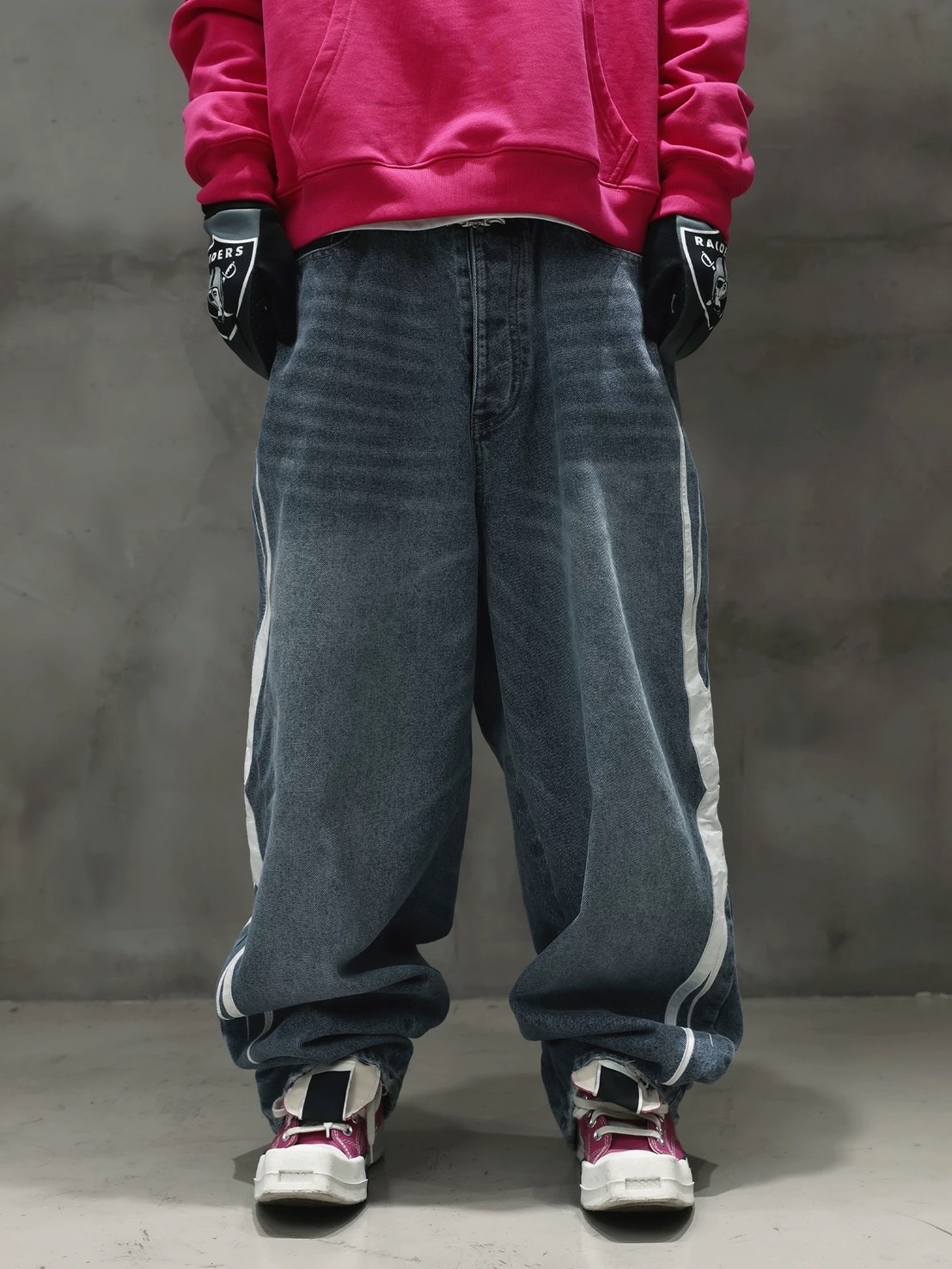 RTVG  刺繡廓形拖地牛仔褲